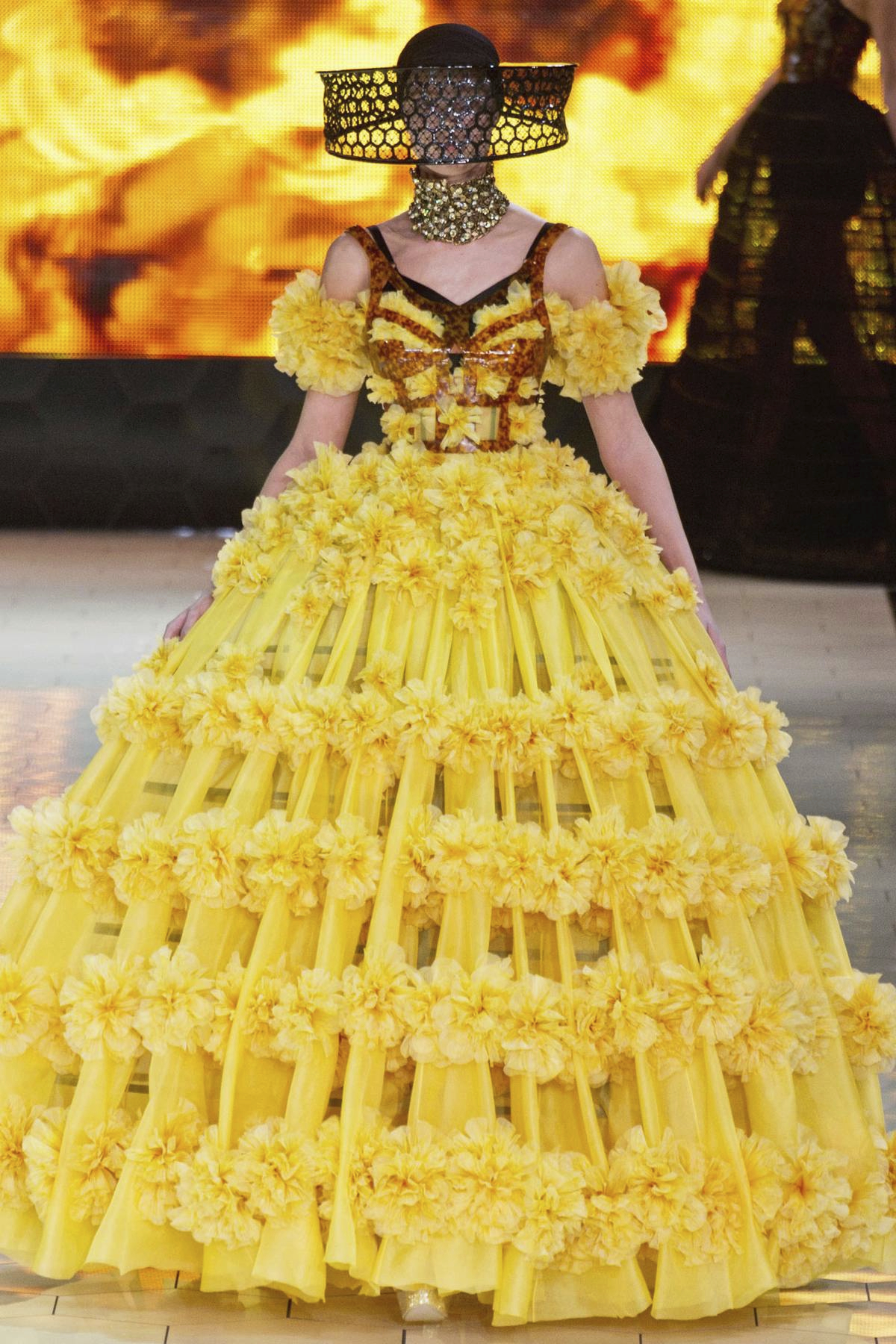 a_4-37.5x Alexander McQueen Bees Season