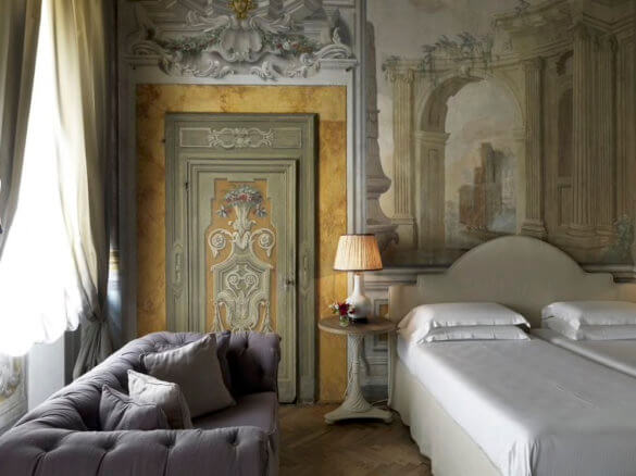 Sleep like an Aristocrat at the Al Palazzo Del Marchese Di Camugliano