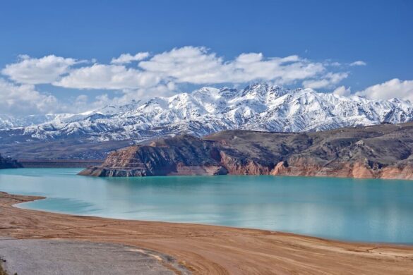 Uzbekistan-mountains-landscape