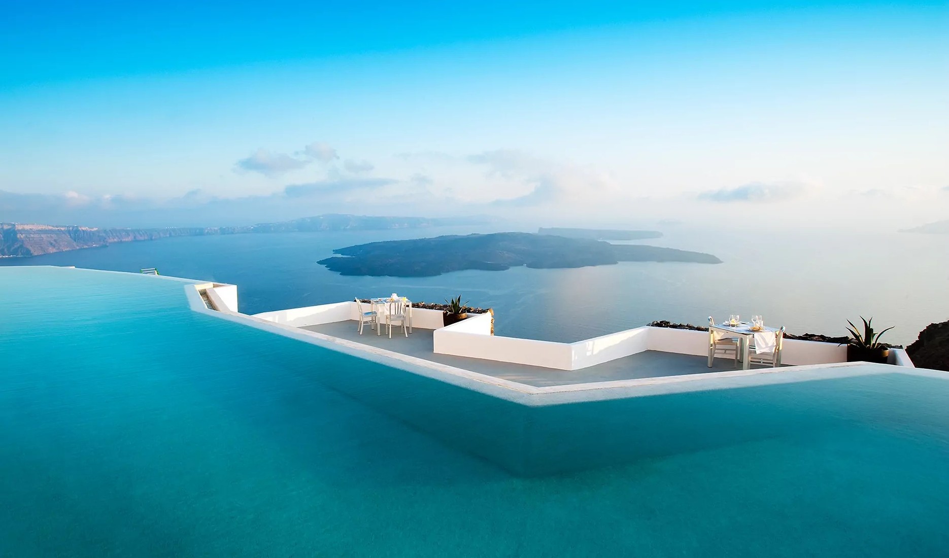 Santorini infinity pool